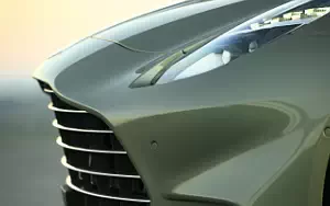   Aston Martin Vanquish Volante - 2025