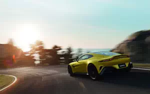   Aston Martin Vantage - 2024