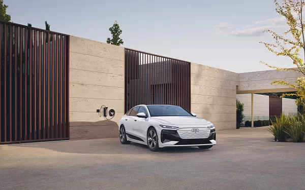 ���� ���������� Audi A6 Sportback e-tron US-spec - 2025
