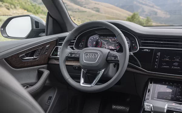 ���� ���������� Audi Q8 55 TFSI quattro (Samurai Grey Metallic) US-spec - 2025