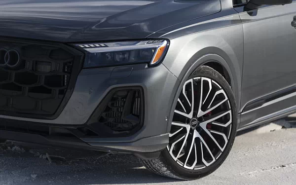 ���� ���������� Audi SQ7 TFSI Black Optic Package (Daytona Grey) US-spec - 2025
