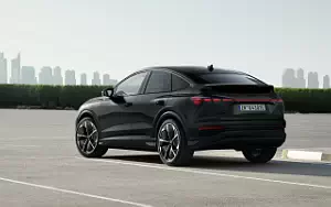   Audi Q4 Sportback e-tron S line Black Edition - 2023