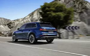   Audi Q7 55 TFSI quattro S line - 2024