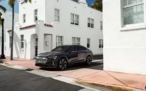   Audi Q8 Sportback 55 e-tron quattro - 2022