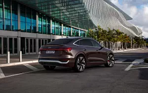   Audi Q8 Sportback 55 e-tron quattro - 2022