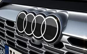   Audi Q8 Sportback 55 e-tron quattro - 2022