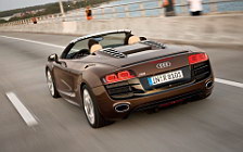   Audi R8 Spyder - 2009