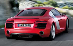   Audi R8 - 2012