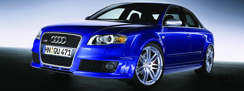   Audi RS4 - 2005 - Car wallpapers