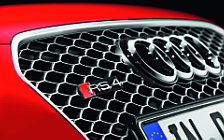   Audi RS4 Avant - 2012