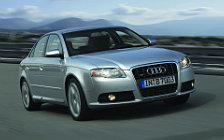   Audi S4 - 2004