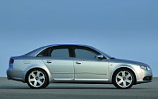   Audi S4 - 2004