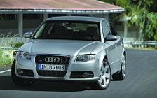   Audi S4 - 2004