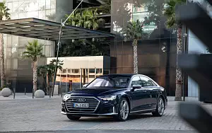   Audi S8 - 2019