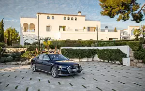   Audi S8 - 2019