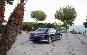   Audi S8 - 2019