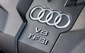   Audi S8 - 2019