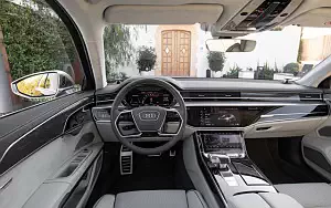   Audi S8 - 2019