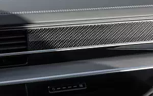   Audi S8 - 2019