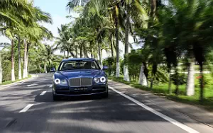   Bentley Flying Spur V8 - 2014