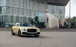   Bentley Flying Spur Hybrid - 2022