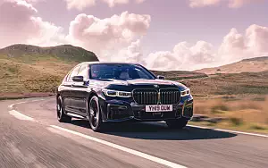   BMW 750i xDrive M Sport UK-spec - 2019