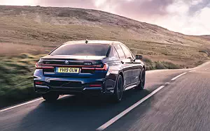   BMW 750i xDrive M Sport UK-spec - 2019