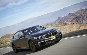   BMW M760i xDrive US-spec - 2017