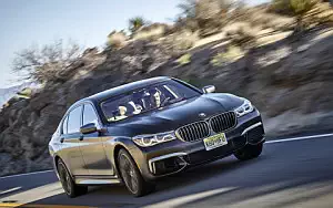   BMW M760i xDrive US-spec - 2017