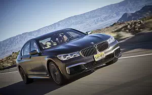   BMW M760i xDrive US-spec - 2017