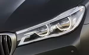   BMW M760i xDrive US-spec - 2017