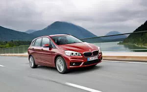   BMW 218d Active Tourer - 2014