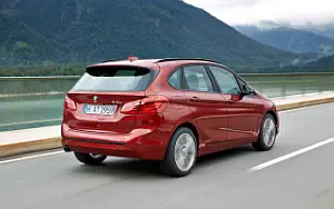   BMW 218d Active Tourer - 2014