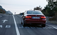   BMW 3-Series Coupe - 2010