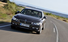   BMW 320d Sedan Modern Line - 2012