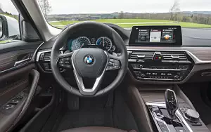   BMW 530e iPerformance - 2017