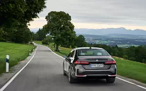   BMW 530e (Sophisto Grey Metallic) - 2023