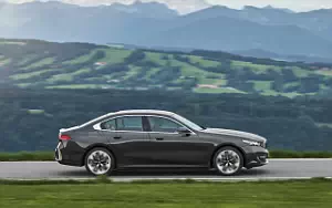   BMW 530e (Sophisto Grey Metallic) - 2023