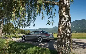   BMW 530e (Sophisto Grey Metallic) - 2023