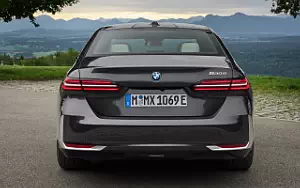   BMW 530e (Sophisto Grey Metallic) - 2023