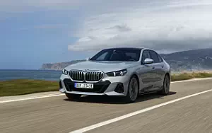   BMW i5 eDrive40 M Sport (Brooklyn Grey Metallic) - 2023