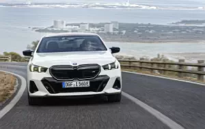   BMW i5 M60 xDrive (Alpine White Metallic) - 2023