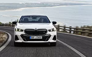   BMW i5 M60 xDrive (Alpine White Metallic) - 2023