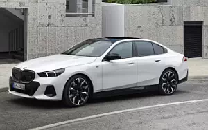   BMW i5 M60 xDrive (Alpine White Metallic) - 2023