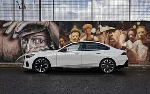   BMW i5 M60 xDrive (Alpine White Metallic) - 2023