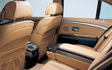   BMW 7-series - 2002