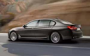   BMW M760Li xDrive - 2016