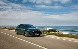   BMW i7 M70 xDrive (Aurora Diamond Green) - 2023