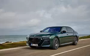   BMW i7 M70 xDrive (Aurora Diamond Green) - 2023