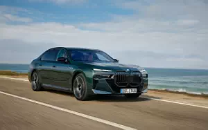   BMW i7 M70 xDrive (Aurora Diamond Green) - 2023